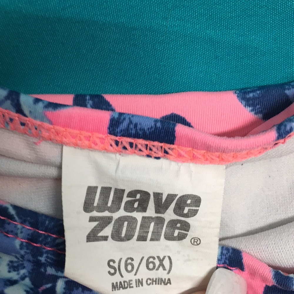 Girls bathing suits - Picture 2 of 3